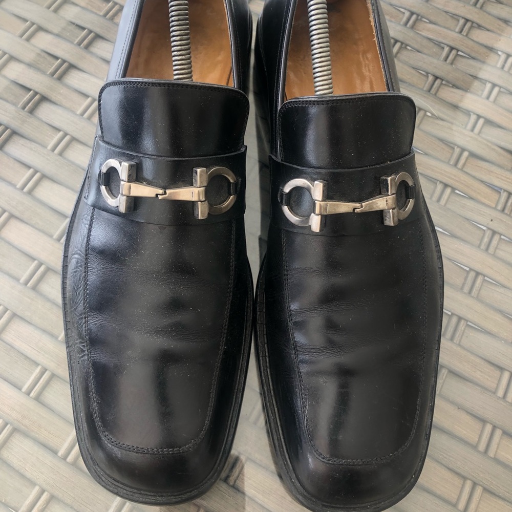 Leather Salvatore Ferragamo loafers